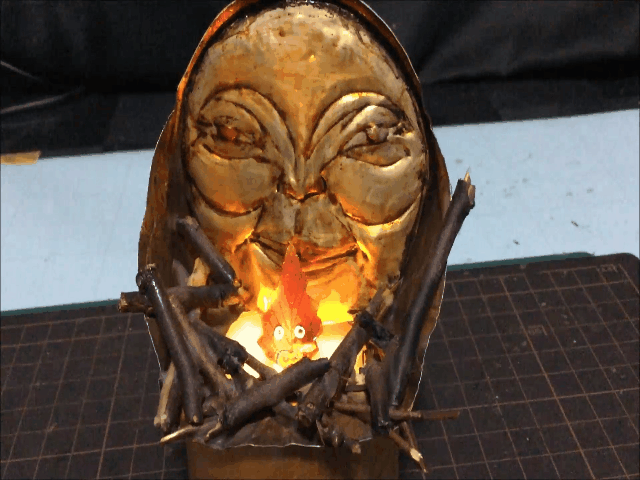 空缶工作「カルシファーの暖炉」をつくる : 模型好きの御本尊たち