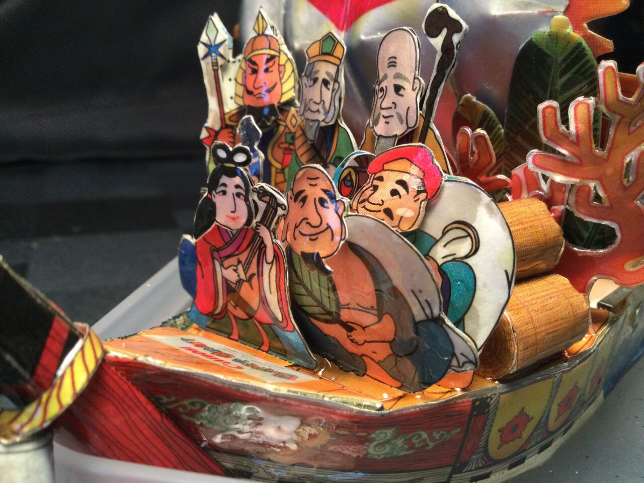 空き缶ポンポン船「宝船」をつくる : 模型好きの御本尊たち