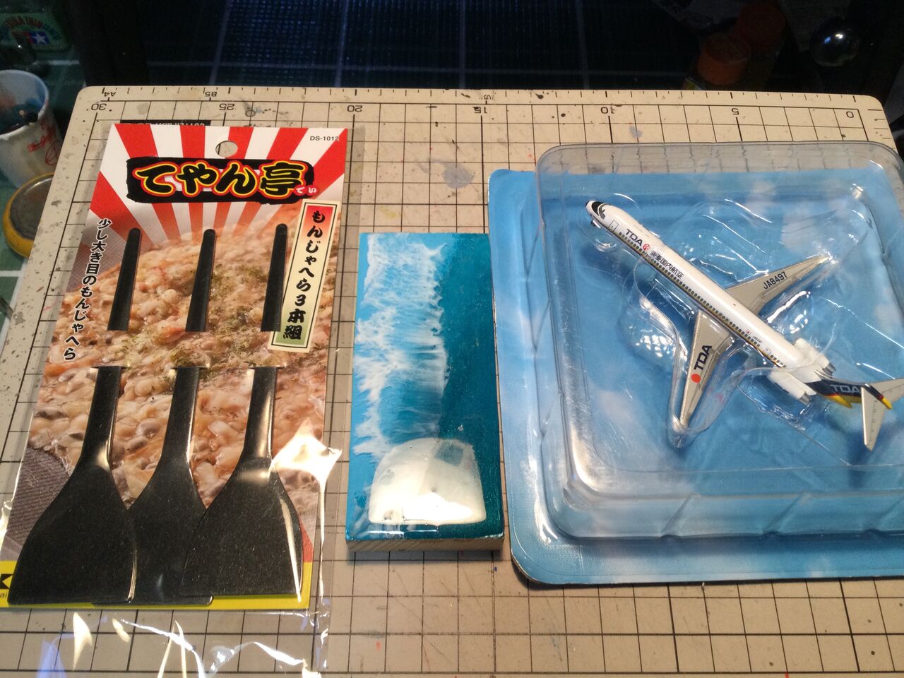 旅客機ディスプレースタンドの自作 : 模型好きの御本尊たち