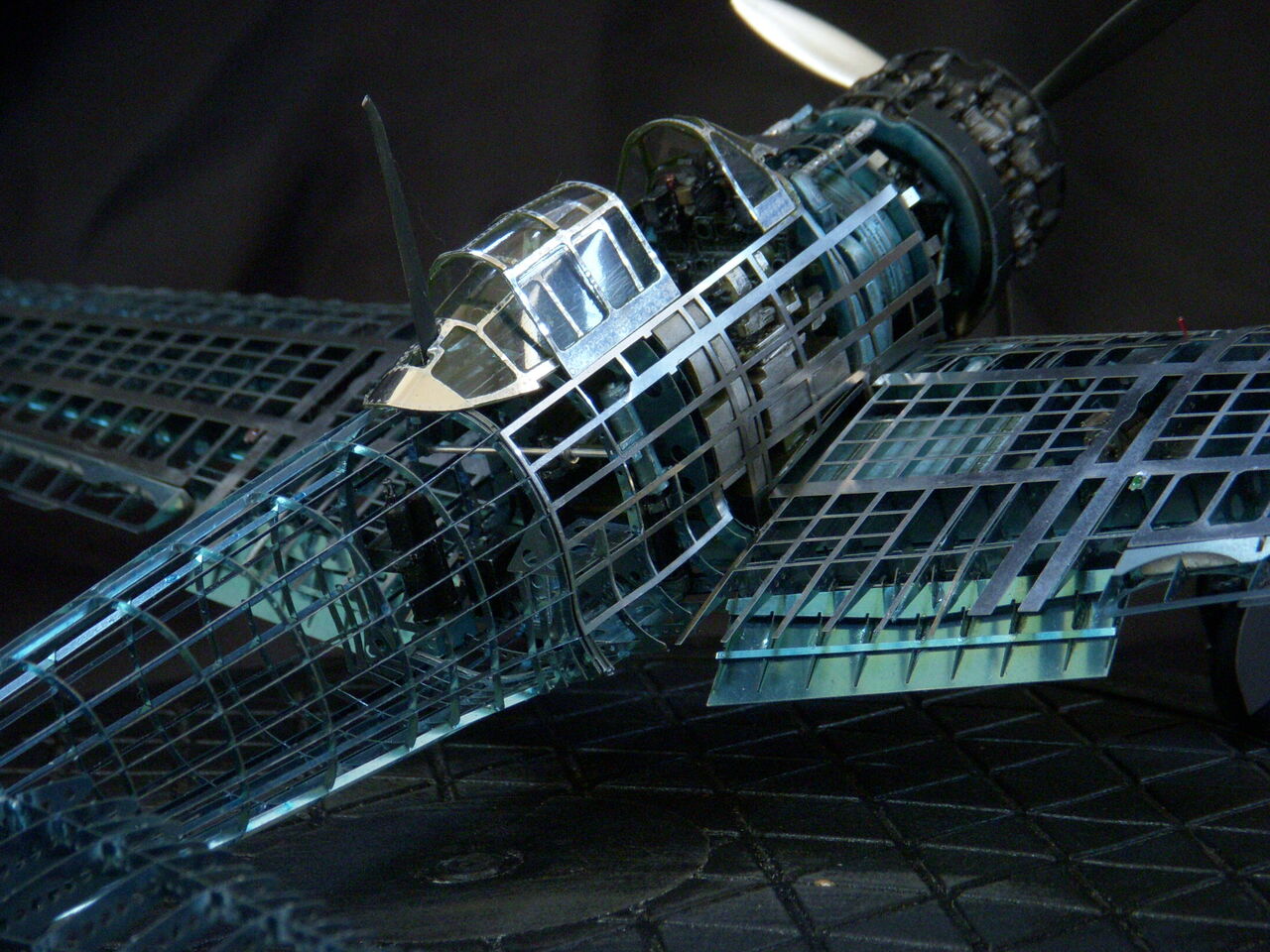 デアゴスティーニDESKTOP ZERO 1/32 零戦骸骨をつくる : 模型好きの御