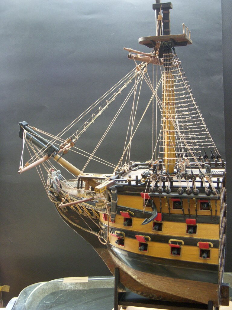 HMS VICTORY号の艦首カットモデルを作る : 模型好きの御本尊たち