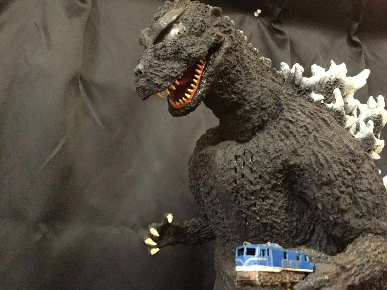東京マルイ製 ゴジラ復活 : 模型好きの御本尊たち