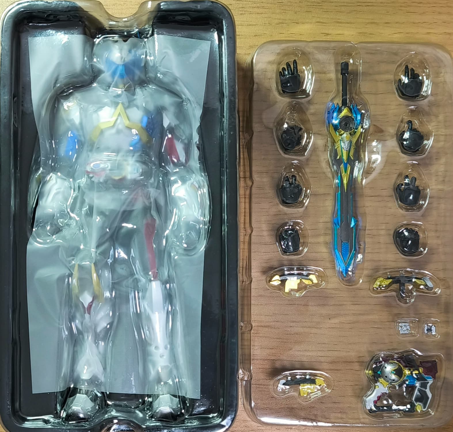 超限斗神】Animester×核金重構 F.B.S バトル レビュー : インドアの