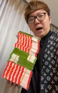 ヒカキン、年末ジャンボを100万円分買ってみた! 衝撃の結末に「アッハッハッ!」とガッツポーズ