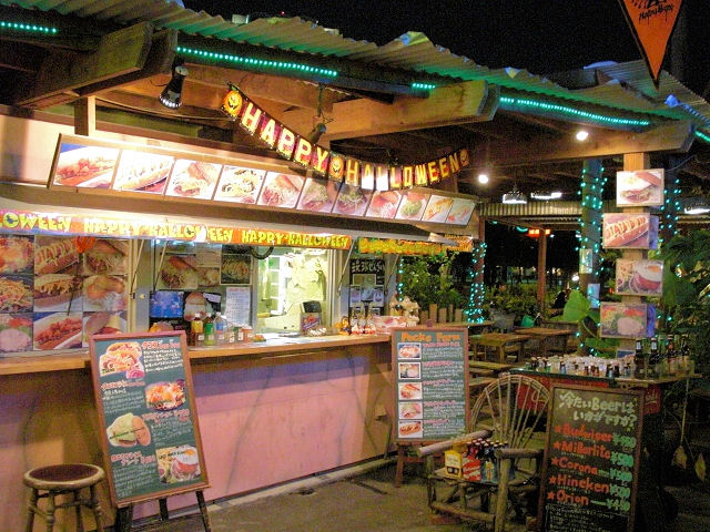 Pocke Farm ポッケファーム 美浜アメリカンビレッジ 北谷町 で タコモコライスの夜ごはん 沖縄旅行編09 カズのお昼ごはんが楽しみ