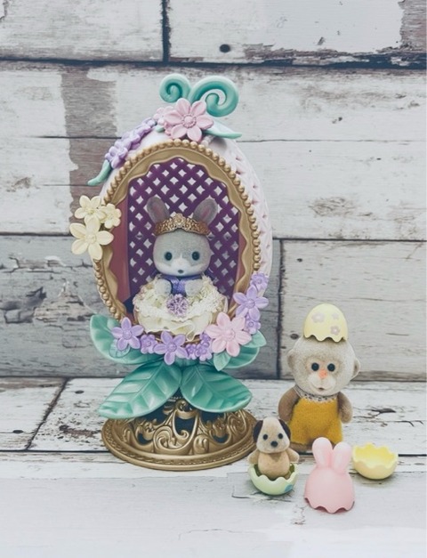 みなさん、買いましょう『わたウサギのフローラルエッグ