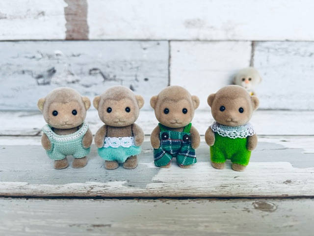 シルバニアファミリー　サルファミリー Amazon.co.jp: シルバニアファミリー 人形 【 サルファミリー