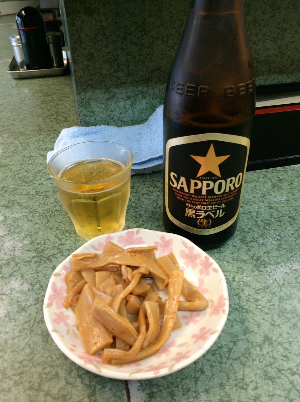 ラーメン二郎 新宿小滝橋通り店の小つけ麺 ビール もくないブログ ラーメン二郎 新宿小滝橋通り店の小つけ麺 ビール もくないブログ