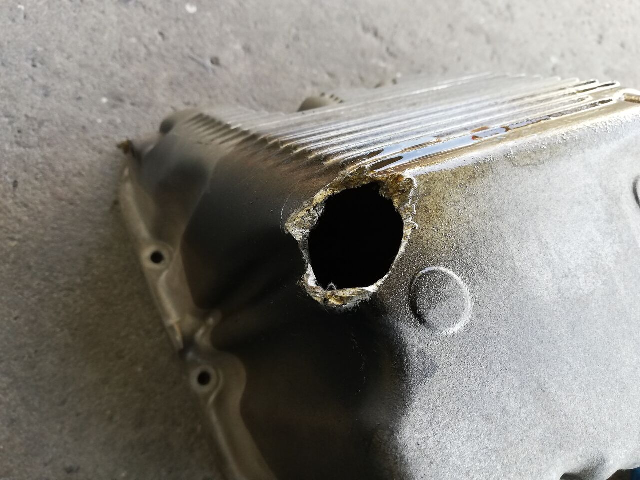 縁石のりあけました 車のドクター D 縁石のりあけました 車のドクター D