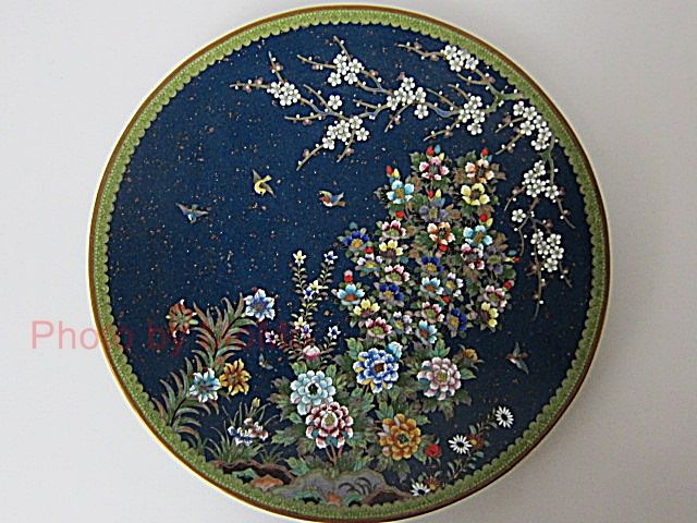 七宝焼の皿 花鳥図 : 近代輸出陶磁器に魅せられて 七宝焼の皿 花鳥図 : 近代輸出陶磁器に魅せられて