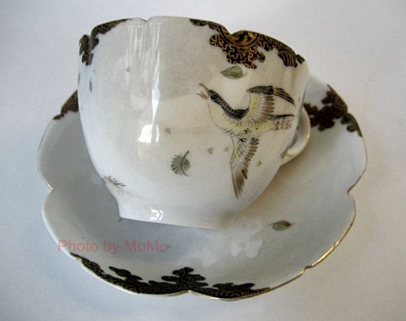 輸出陶磁器 西浦焼 : 近代輸出陶磁器に魅せられて 【人気沸騰】 骨董 アンティーク 西浦造 西浦陶器店 横浜焼 色絵 小鳥 小皿 輸出磁器 工芸品