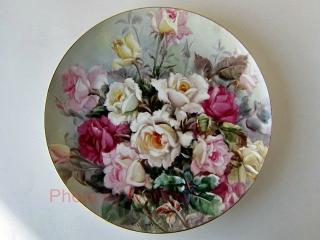 市ノ木慶治氏が描いた薔薇飾り皿 : 近代輸出陶磁器に魅せられて