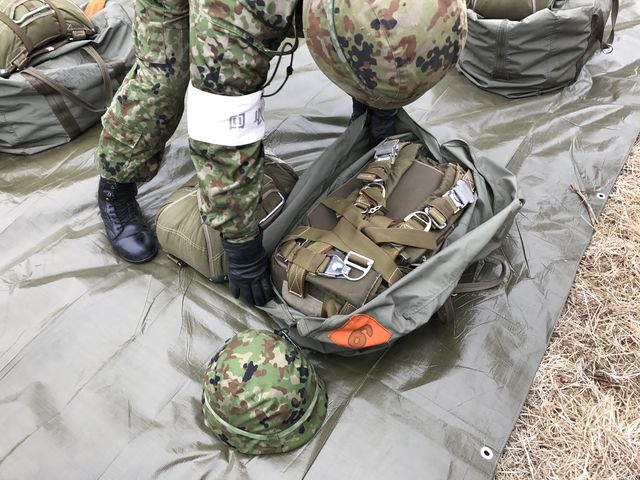 落花生じゃなく落下傘 ももたろーのランラン日記 落花生じゃなく落下傘 ももたろーのランラン日記