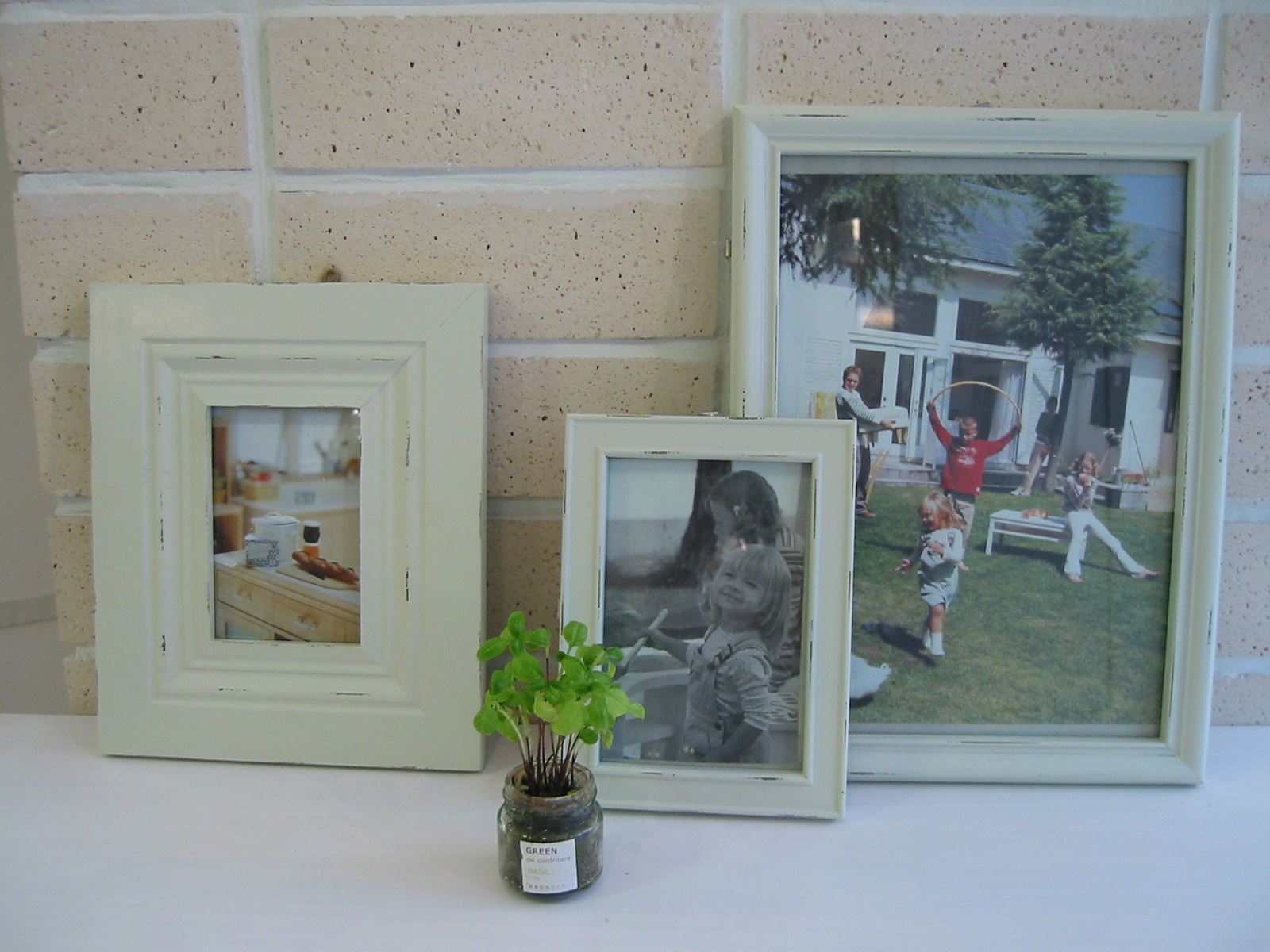 Momo Natural 吉祥寺店より モモナチュラル インテリア雑貨ショップ