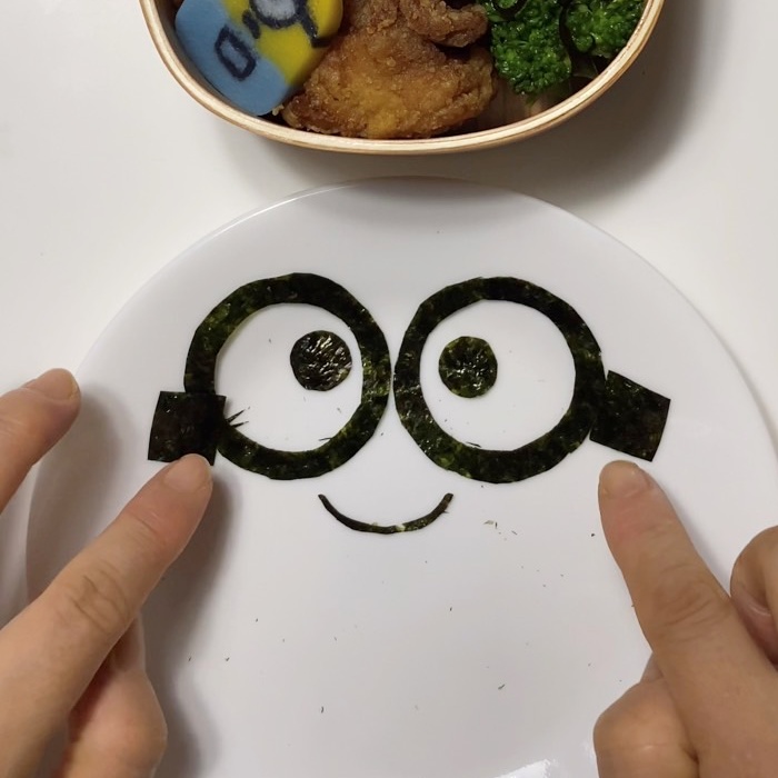 簡単ミニオン ボブのオムライス弁当 キャラ弁レシピあり Momo S Obentou キャラ弁 Powered By ライブドアブログ