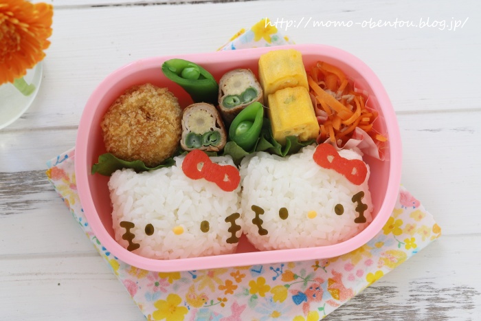 キャラ弁レシピ動画 ダイソーの Hello Kitty ごはんメーカー でキティちゃんのキャラ弁 アレンジ Momo S Obentou キャラ弁 Powered By ライブドアブログ