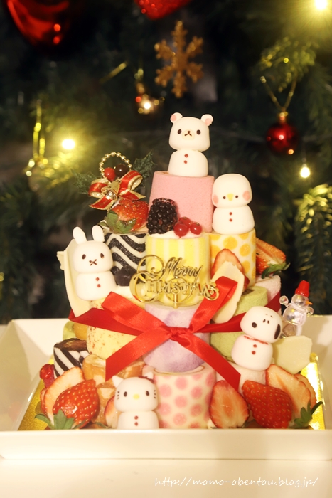 クリスマスケーキ18 ロールケーキタワーをマシュマロでデコ Momo S Obentou キャラ弁 Powered By ライブドアブログ クリスマスケーキ18 ロールケーキタワーをマシュマロでデコ Momo S Obentou キャラ弁 Powered By ライブドアブログ