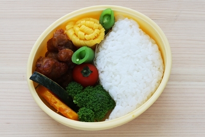 妖怪ウォッチ ウィスパーのキャラ弁 作り方 海苔切りのコツ Momo S Obentou キャラ弁 Powered By ライブドアブログ