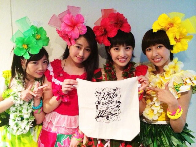 m2015_07_31_a_momoclo_king_pr01