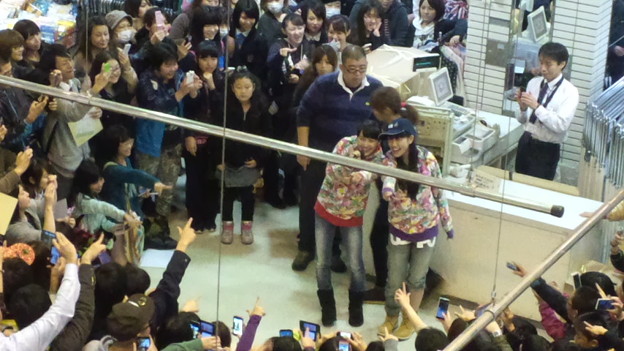 m2013_11_06_e_baaambii_5522_002