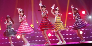 vmaj2013_momoclo_300_150