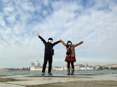 FCB9758A-4065-469B-8A69-967A4899B056