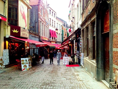 50C8F33D-9E97-463C-9F18-66E9094C39DF