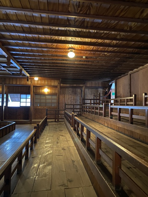 6ACD1E9A-6FFA-437F-AB01-9F823A3B0E78