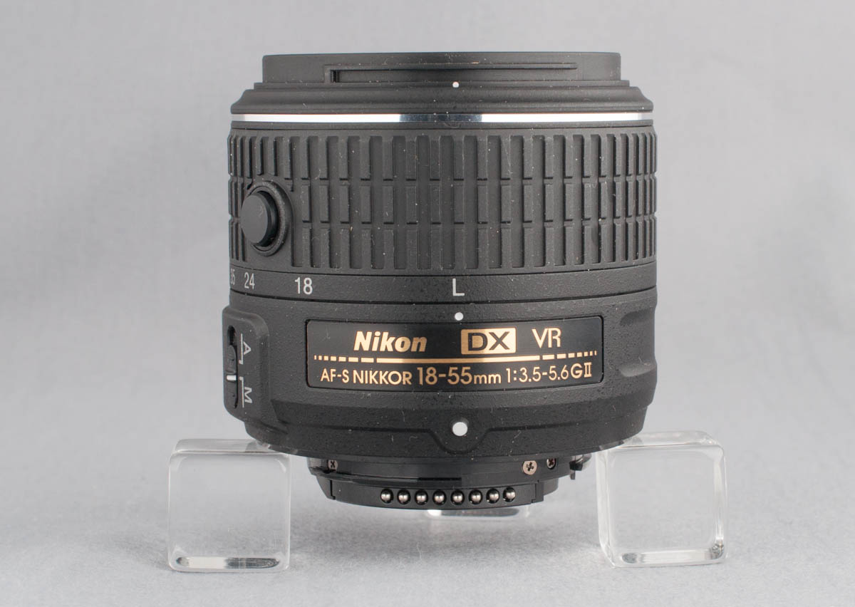 Nikon AF-S DX NIKKOR 18-55mm f/3.5-5.6G VR II レビュー