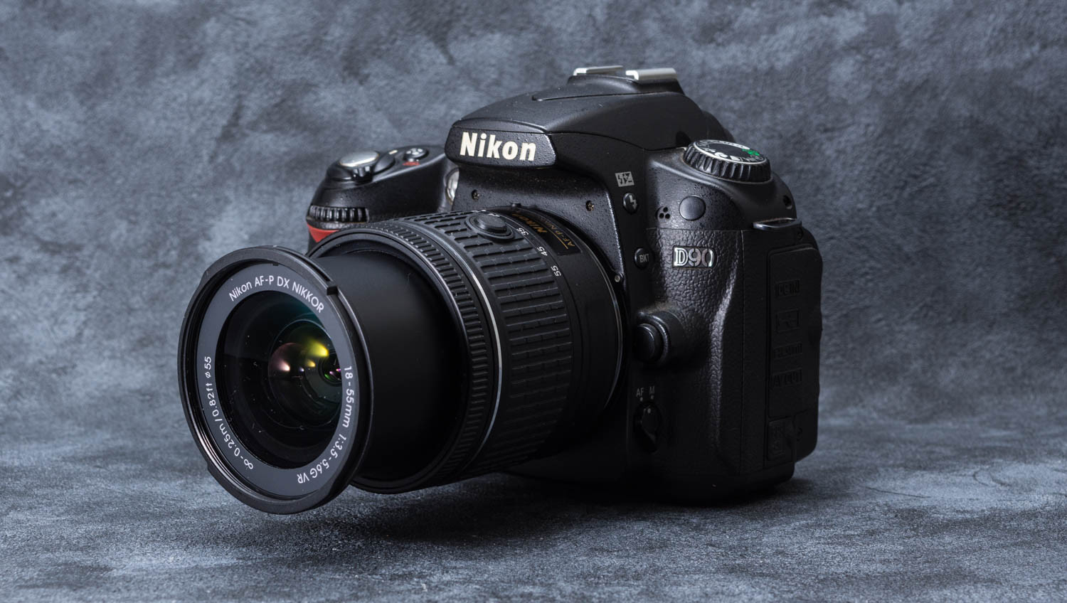 Nikon AF-P DX NIKKOR 18-55mm f/3.5-5.6G VR レビュー
