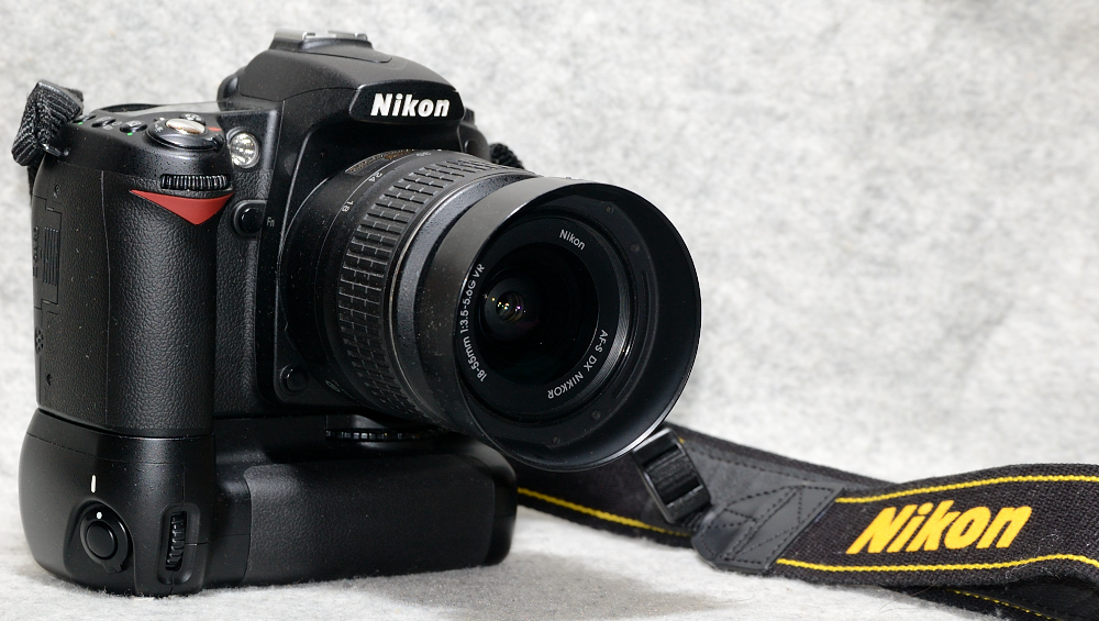 Nikon D90 D80用バッテリーグリップMB-D80+バッテリー