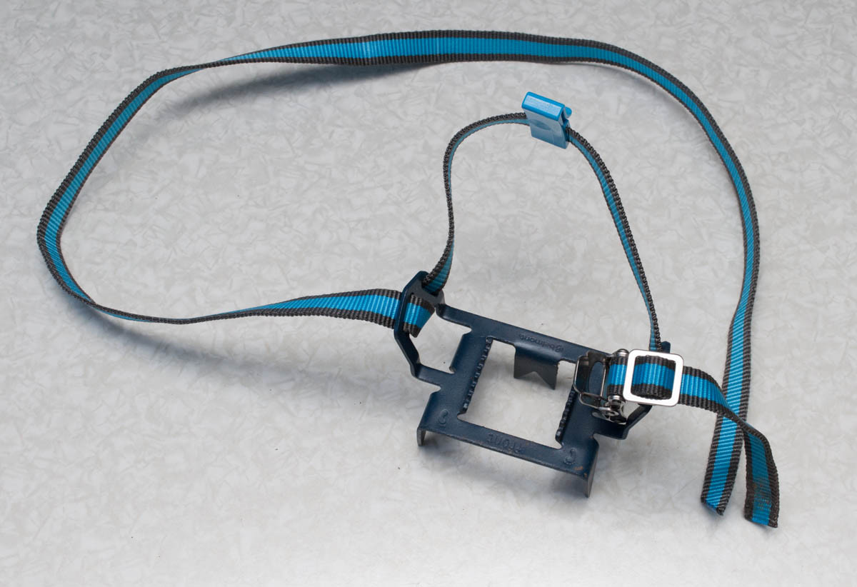 ベルモント belmont 軽量6本爪アイゼン バンド・スパナ・ケース付 BS