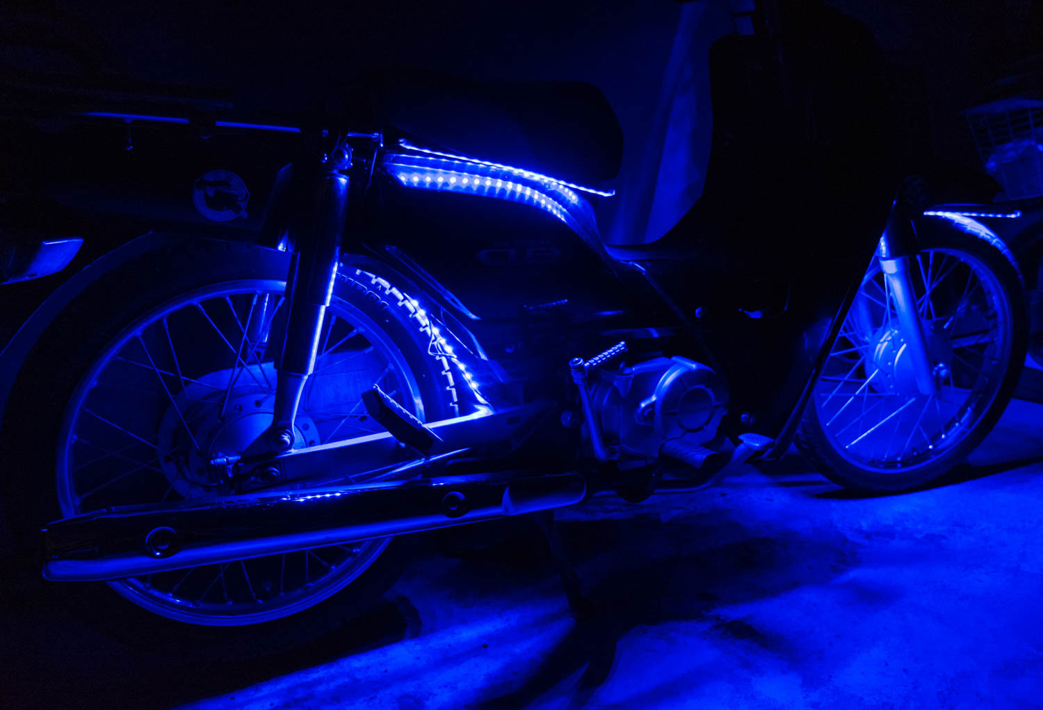 Carchet 車内装飾用 Ledテープライト レビュー モモンハン日記 Carchet 車内装飾用 Ledテープライト レビュー モモンハン日記