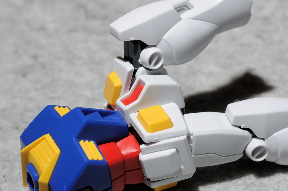 初心者のためのガンプラの簡単な作り方 小改造 後ハメ加工 モモンハン日記