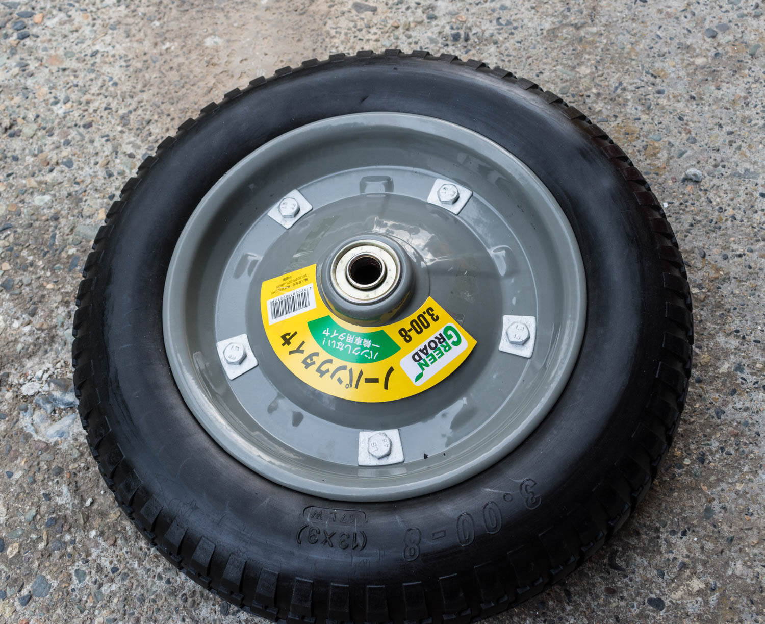 タイヤ交換の方法を解説! 工具と手順を押さえれば自分でも出来る! 車情報サイト『くるなぞ』 タイヤ交換の方法を解説! 工具と手順を押さえれば自分でも出来る! 車情報サイト『くるなぞ』