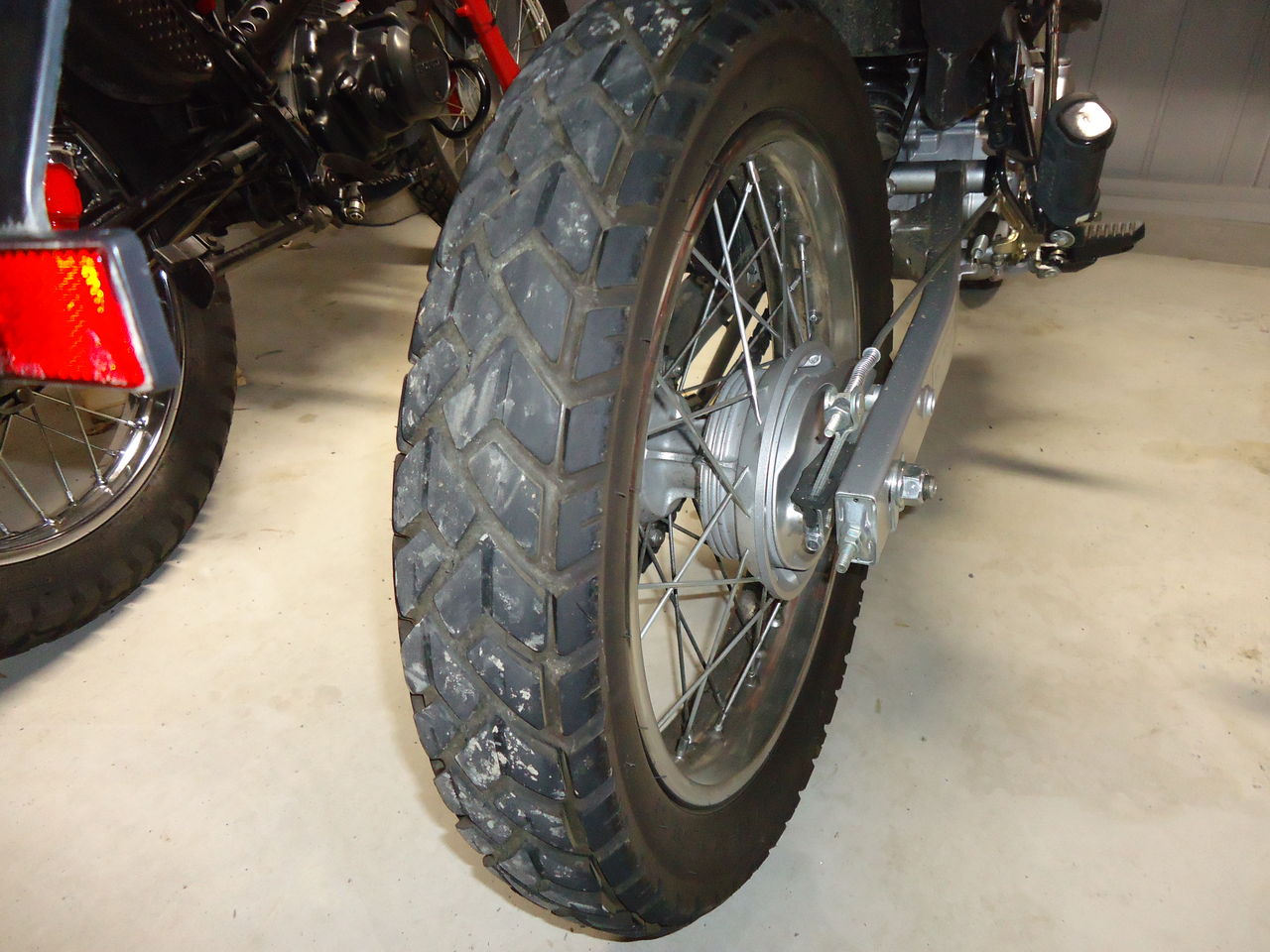 タイヤを交換 xr125l ももんがの飛膜 タイヤを交換 xr125l ももんがの飛膜
