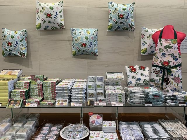 六花亭 帯広本店 帯広市 やっぱ六花亭は他と違うわぁと実感 人生は 旅して食って呑んで