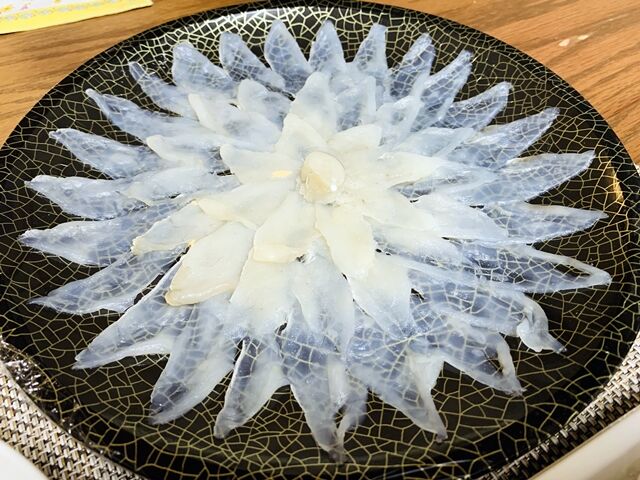 年最後の晩餐は なんとミィが ふぐセット をお取り寄せ 人生は 旅して食って呑んで 年最後の晩餐は なんとミィが ふぐセット をお取り寄せ 人生は 旅して食って呑んで