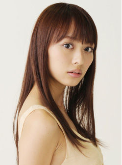 内田理央3