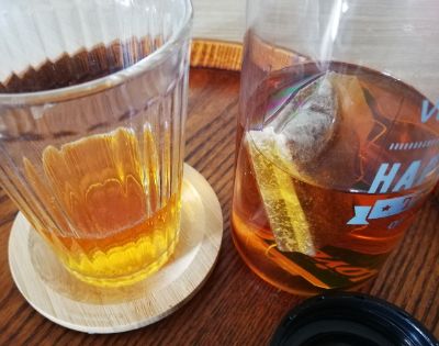 業務スーパーのルイボスティー水出し (2)