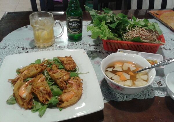 230120banh25tom311