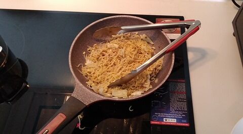 コロナ生き残り 自炊で焼きそばなら これがうまい ベトナムでごはん３ ホーチミン市での海外移住生活