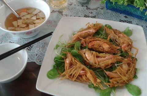 230120banh25tom321
