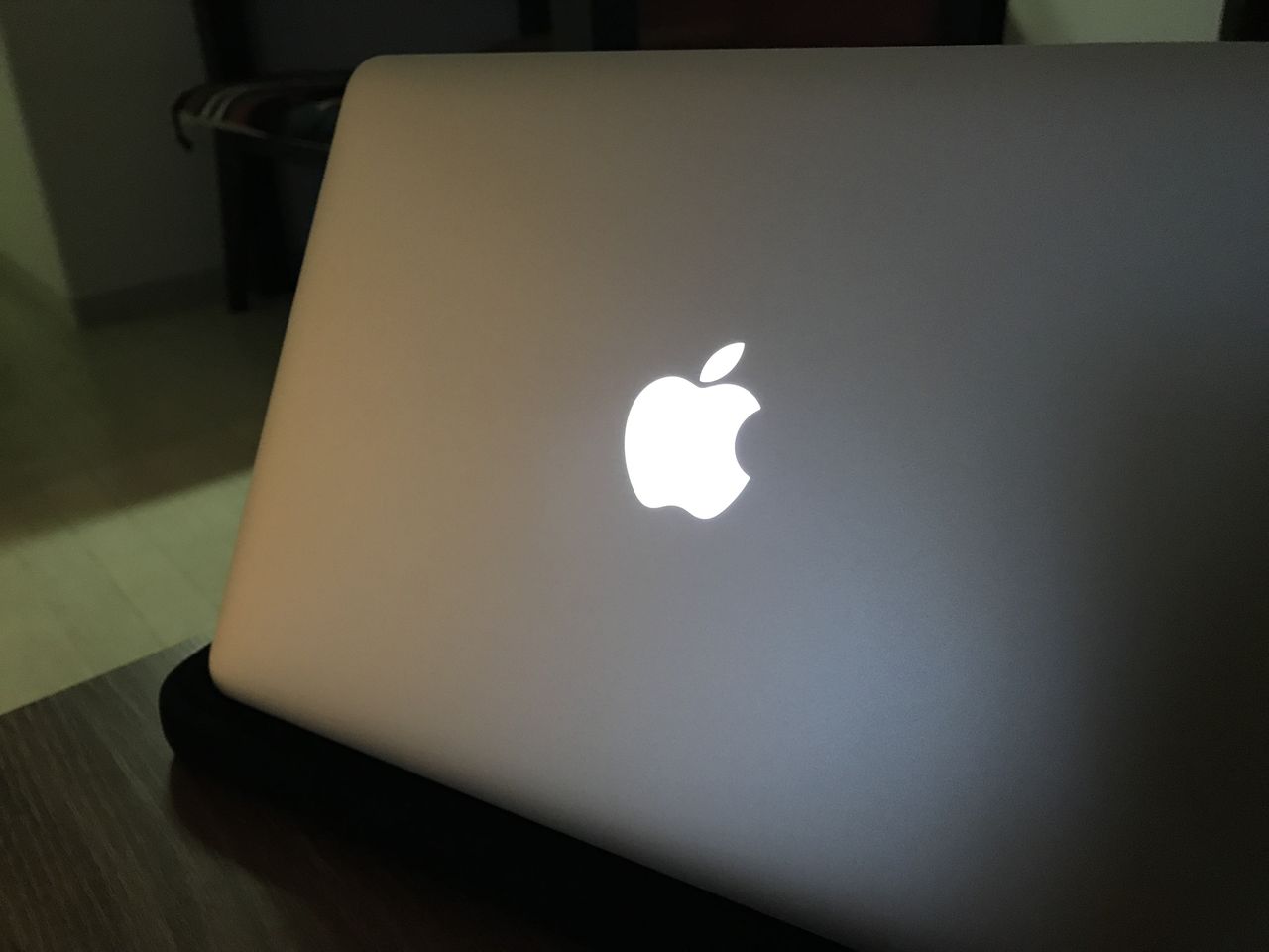 光る林檎のMacBook Proは絶滅寸前、今が最後のチャンス。 : MCH