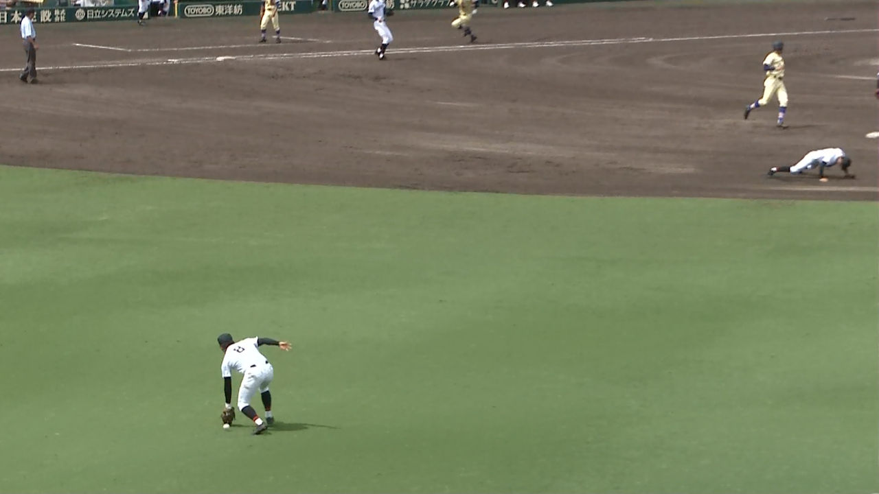 部長優先 星稜チアガール 天使温存で部長アピール作戦 に中京大中京はしゃがみで交戦 夏の甲子園 あいこでまね ファクトリー