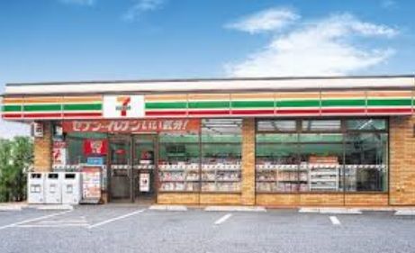 711