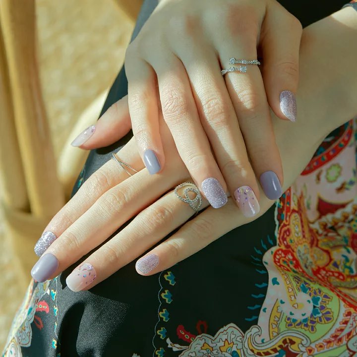 梅雨時期 紫陽花の季節にやってみたいライトパープルネイル Monkey