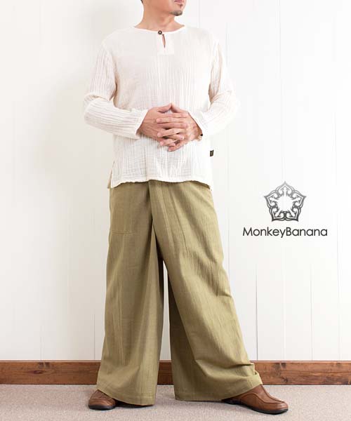 メンズ ワイドパンツ仲間 タイパンツ でキレイめカジュアルｘアジアンスタイル ウッキーなばななモンキーがのほほんと