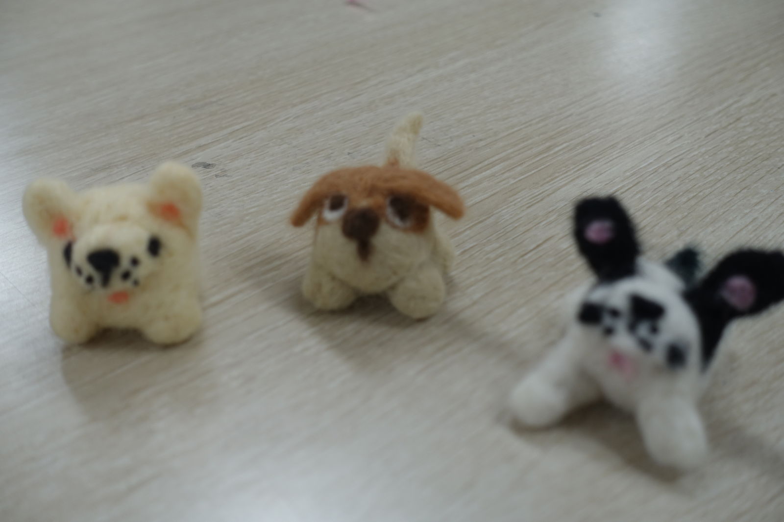 羊毛で犬を作る モンコの染織日記 羊毛で犬を作る モンコの染織日記