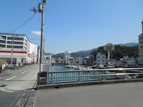 a-DSCN2702